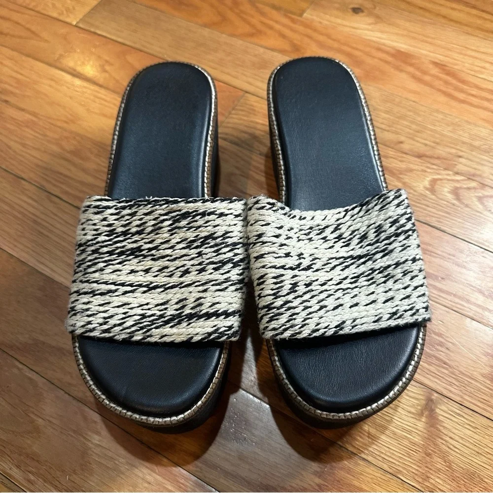Dirty Laundry Pivot Platform Slide‎ Sandal Y2K Size 7